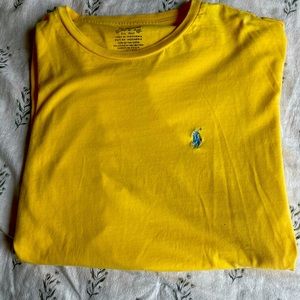 men’s Ralph Lauren Tshirt medium